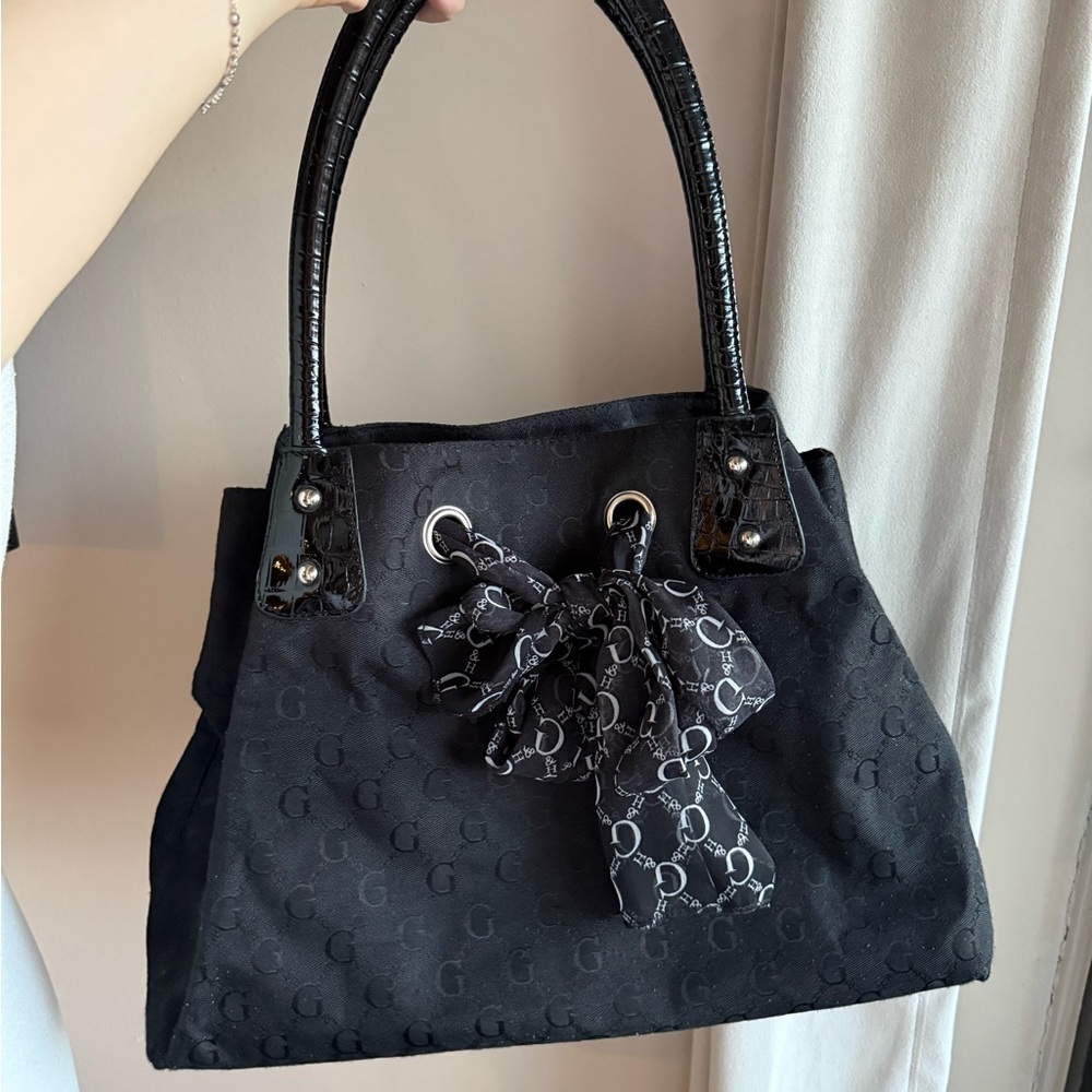 Black Handbag with Patterned Bow